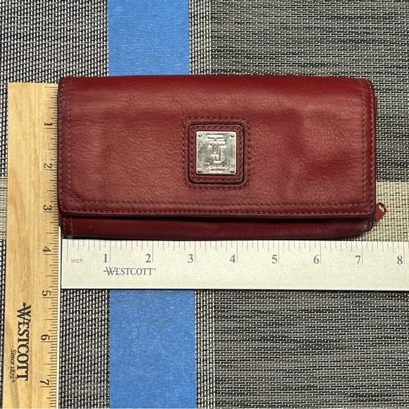 Tignanello Womens Accordion Wallet Purse Genuine Leather Snap Button Closure Red - Picture 16 of 17